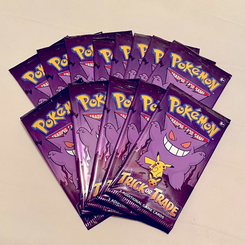 *SOLD ON MERCARI* Pokémon Halloween Trick or Trade Booster 13 pack